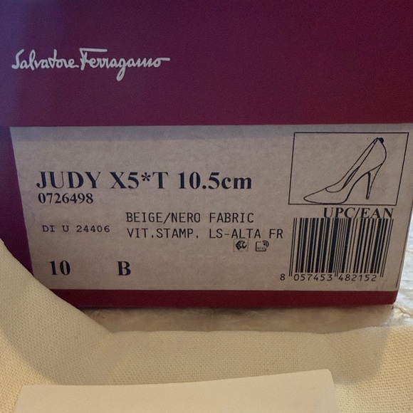 Salvatore Ferragamo Black & Cream Monogram Pointed Toe Flats - Picture 5 of 5